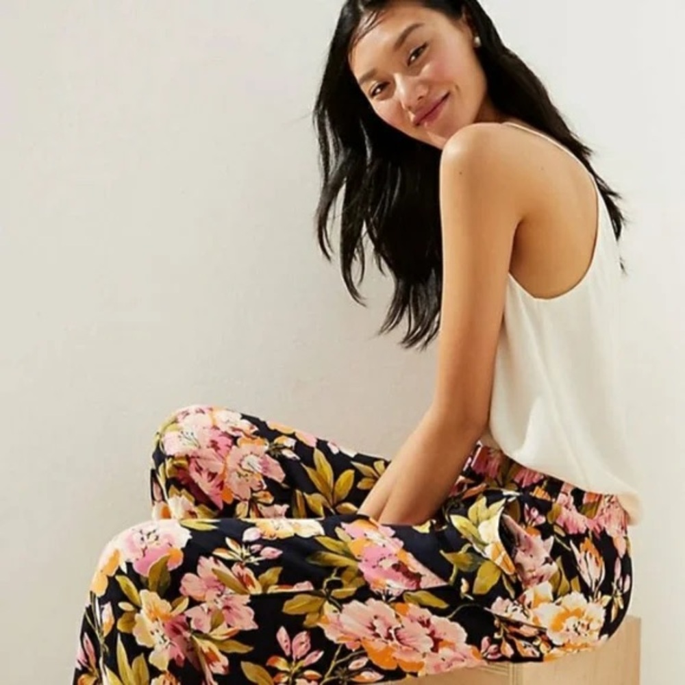 NEW Ann Taylor LOFT Floral Fluid Wide Leg Pants